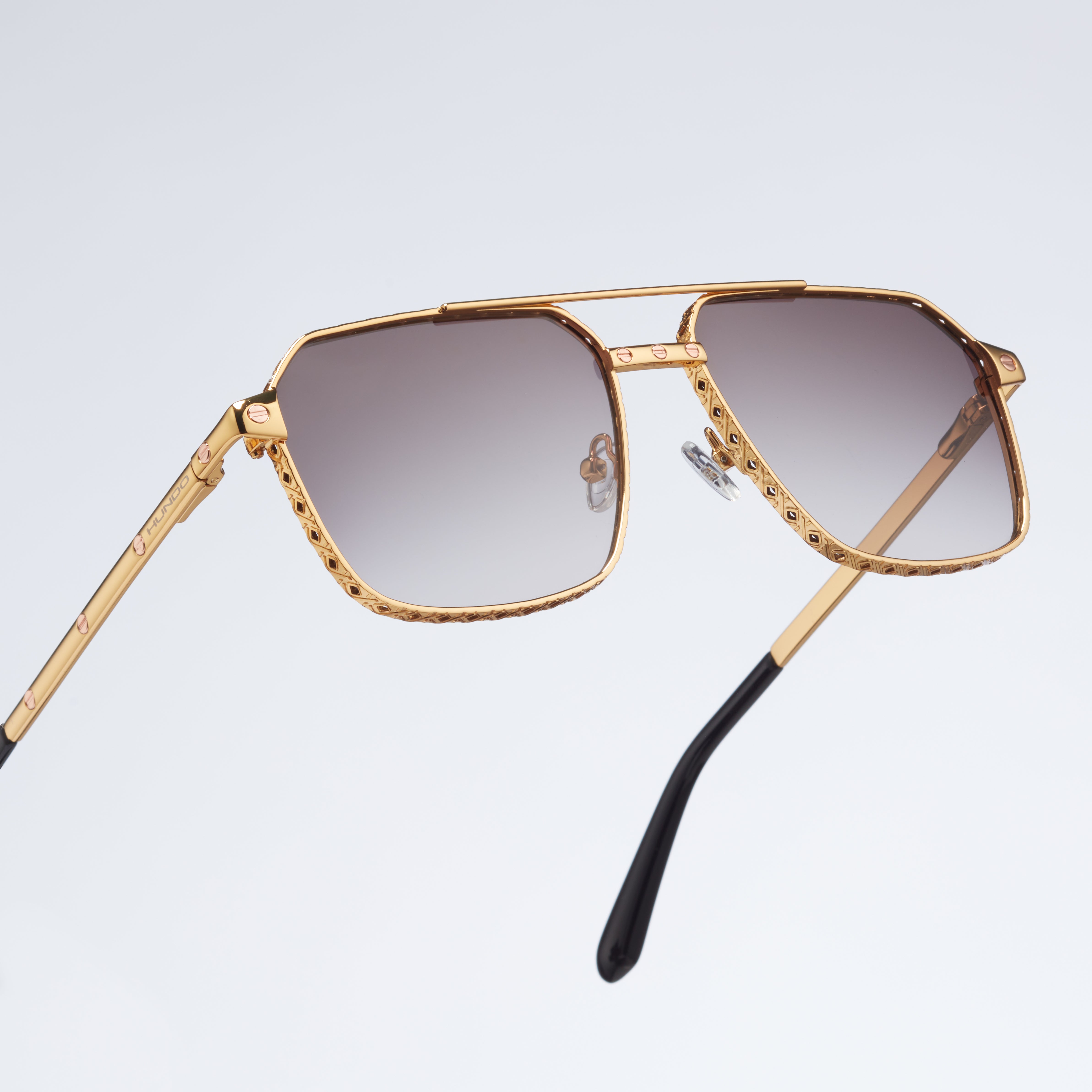 Crown Aviator (18k Y. Gold)